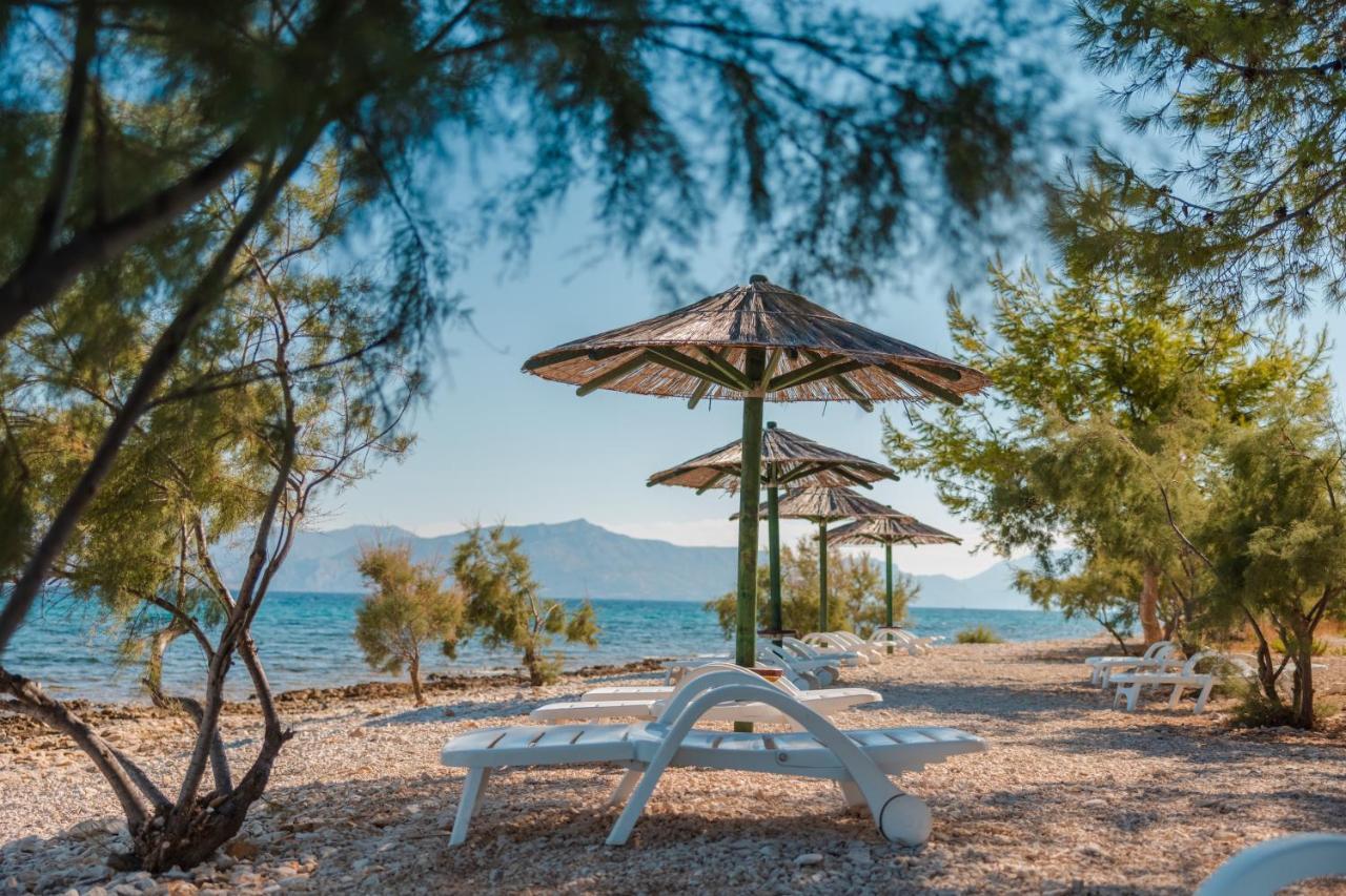 Waterman Beach Village Supetar Εξωτερικό φωτογραφία