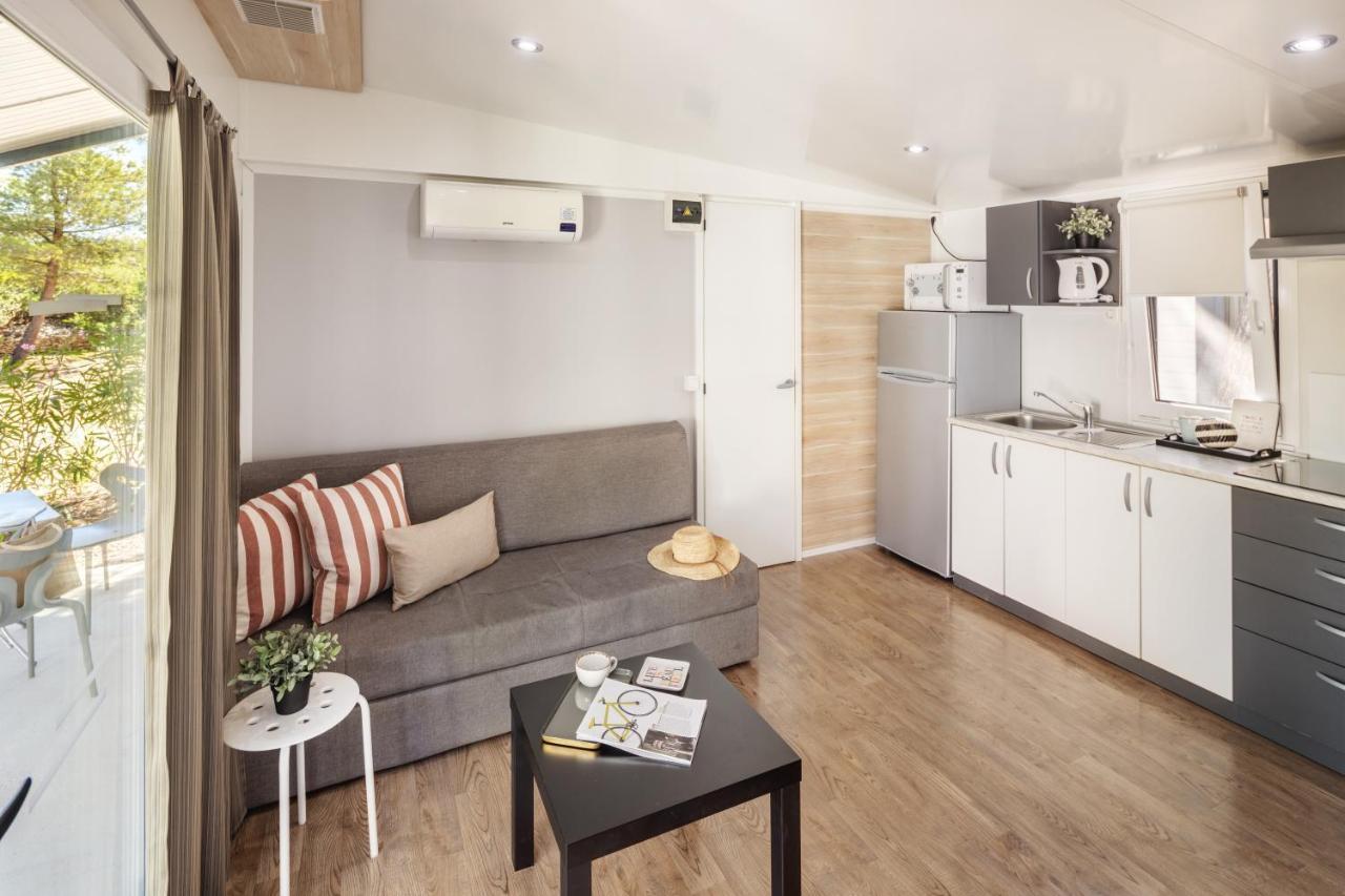 Waterman Beach Village Supetar Εξωτερικό φωτογραφία