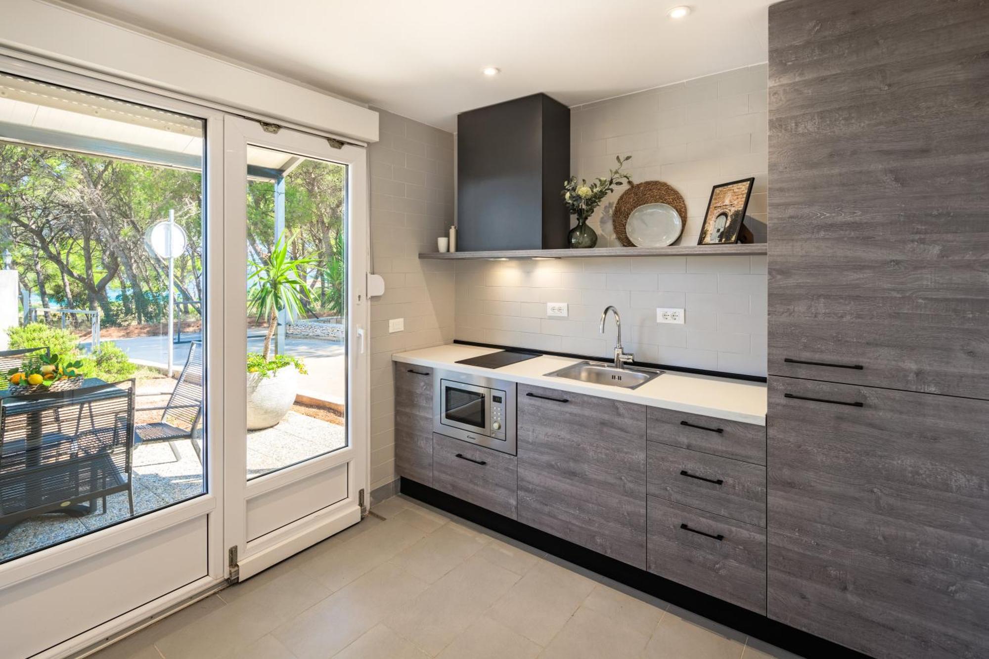 Waterman Beach Village Supetar Εξωτερικό φωτογραφία